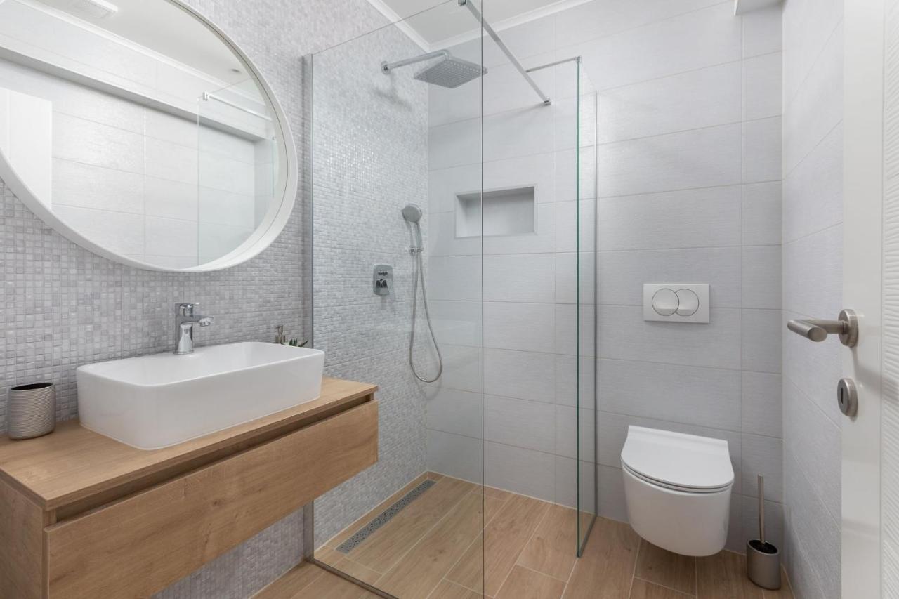 Ivmalu Apartments Tučepi Екстериор снимка