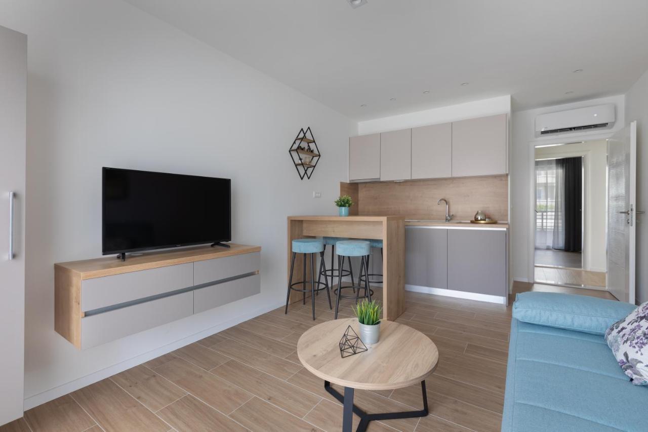 Ivmalu Apartments Tučepi Екстериор снимка