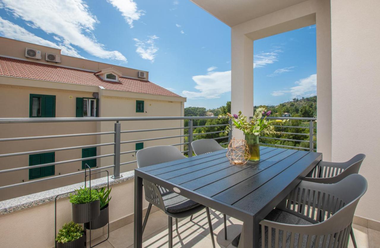 Ivmalu Apartments Tučepi Екстериор снимка