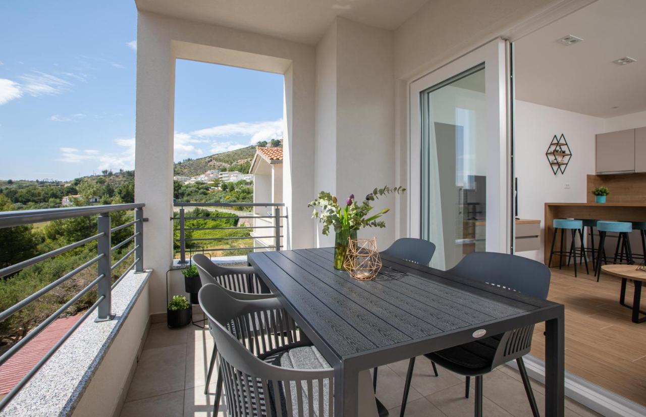 Ivmalu Apartments Tučepi Екстериор снимка